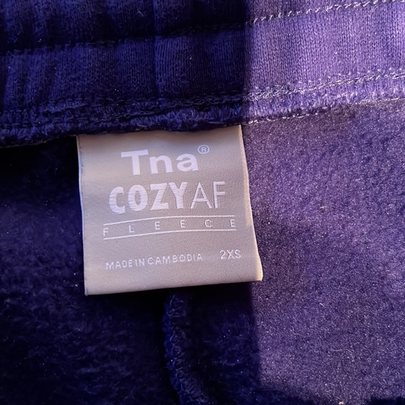Purple TNA soft sweat pants - Picture 3 of 6